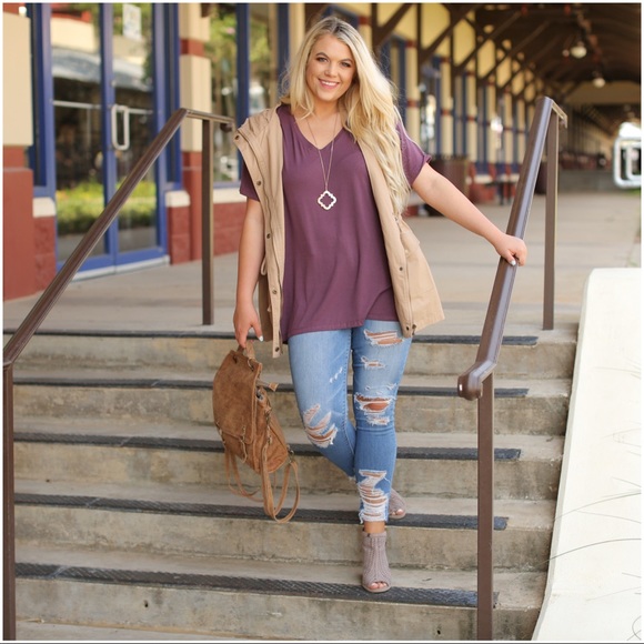 ✨LAST ONE✨PLUS Khaki Hoodie Vest - Picture 3 of 3